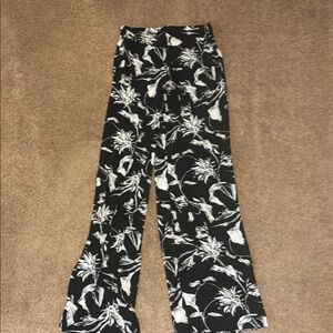 White House Black Market Black and White Floral Wide Leg Pants